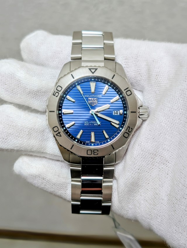 TAG HEUER AQUARACER PROFESSIONAL 200 SOLARGRAPH タグ・ホイヤー アクアレーサー プロフェッショナル  ソーラーグラフ WBP1113.BA0000 | NAKAISHU SELECT